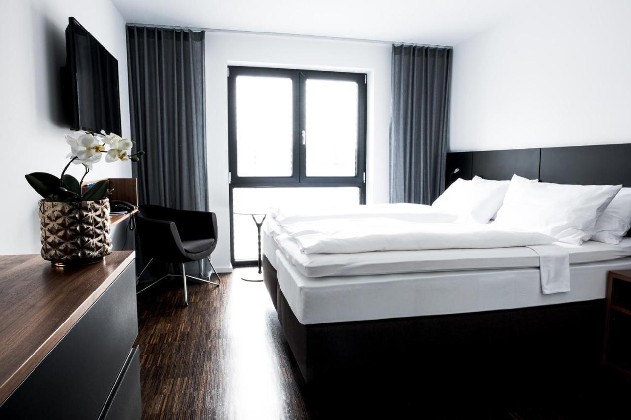 &Repeat Koeln Airport Hotel Екстериор снимка